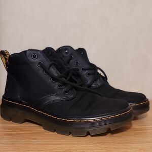 Dr. Martens Womens Bonny Chukka Boot Size 7